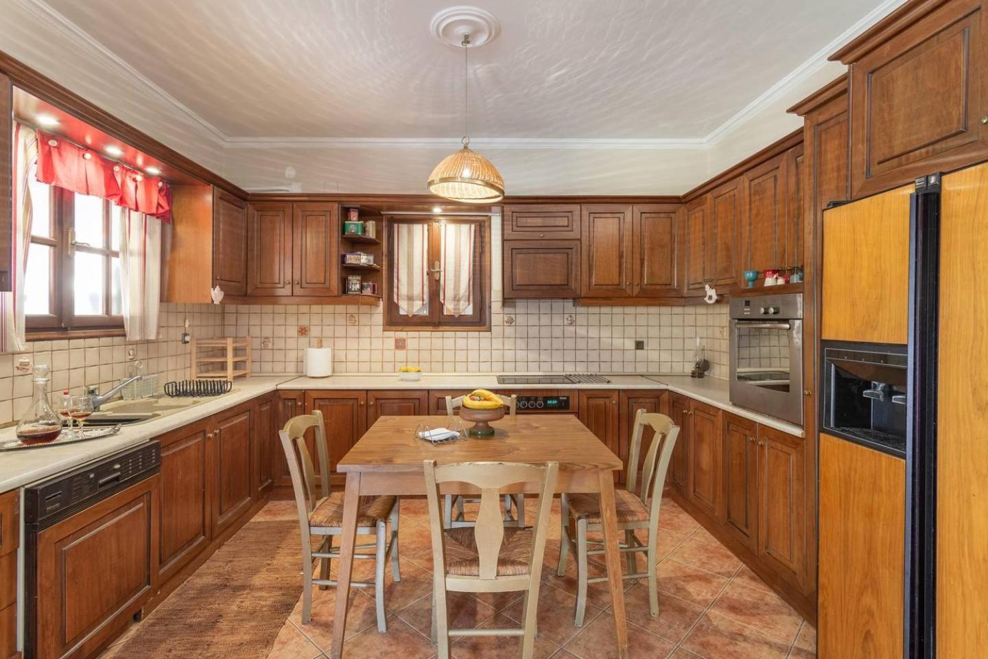 Maria'S Home Dhaskalion Luaran gambar
